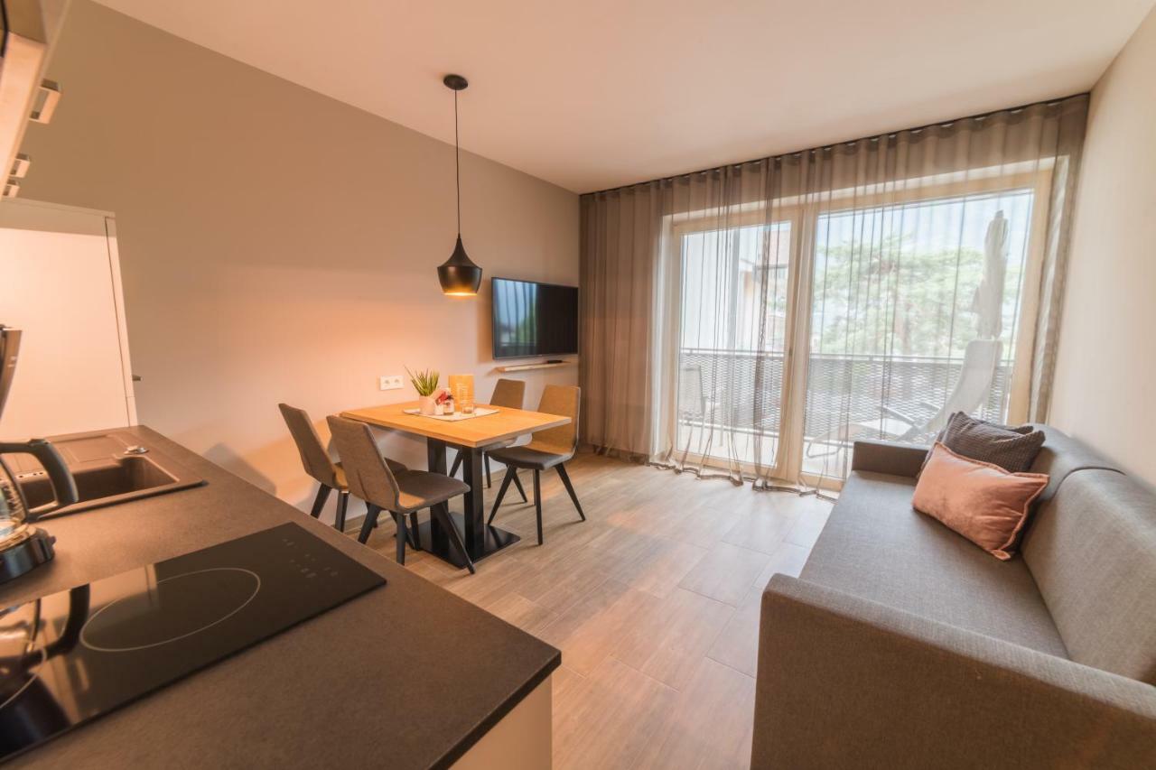 Residence Sonja Parcines Bagian luar foto